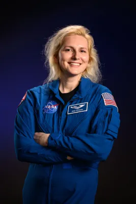 NASA, Astronot Deniz Burnham'ı İlk Uzay İstasyonu Görevine Atadı
