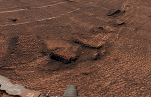 NASA'nın Curiosity Aracı Mars'ta Dev Bir Poligon Tarlası Keşfetti