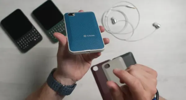 Clicks, BlackBerry İlhamlı Telefonunu Yeni El Deneyimi Videosunda Gösterdi