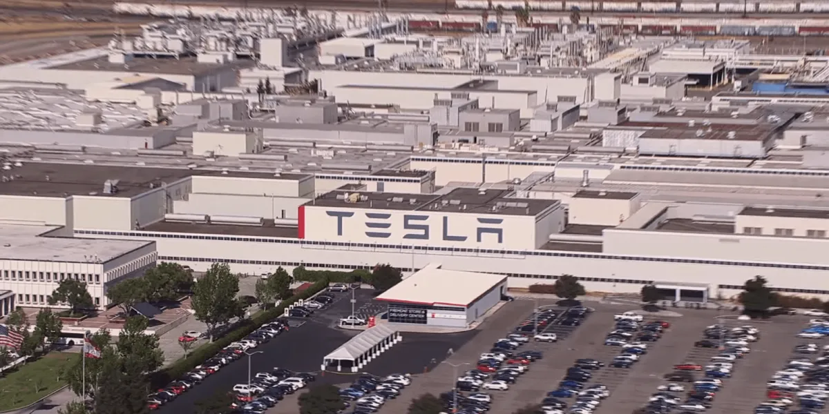 Tesla, Irkçılık Davasında Kısmi Uzlaşma Sağladı: Yüzlerce İşçi Mücadeleye Devam Ediyor