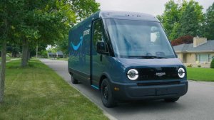 Amazon, Altı Ayda 10 Bin Rivian Elektrikli Van Ekledi