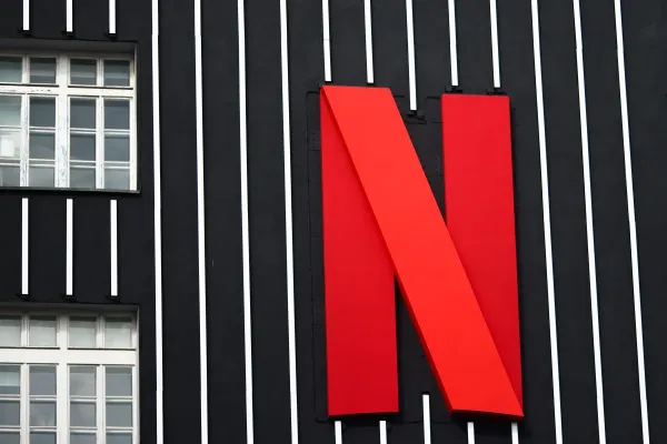 Netflix, Variety ve Diğer Yayıncılarla Yaptığı Anlaşmalarla Kısa Video İçeriklerine Yöneliyor