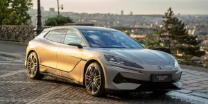 BYD, Denza Z9 GT EV'yi Avrupa'da Çin Fiyatının 3 Katına Satışa Sundu