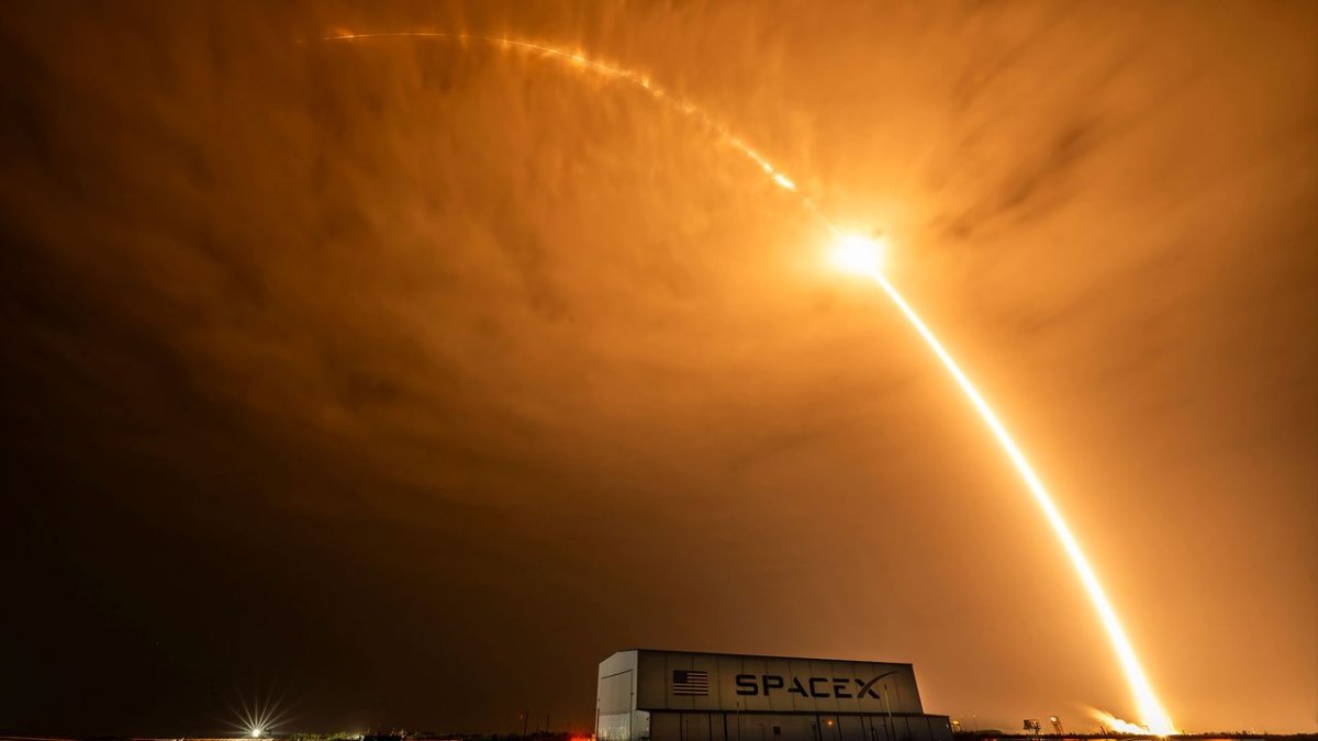SpaceX, 600. Kez Uçuş Kanıtlanmış Roket Fırlattı: Starlink Uyduları Yörüngede