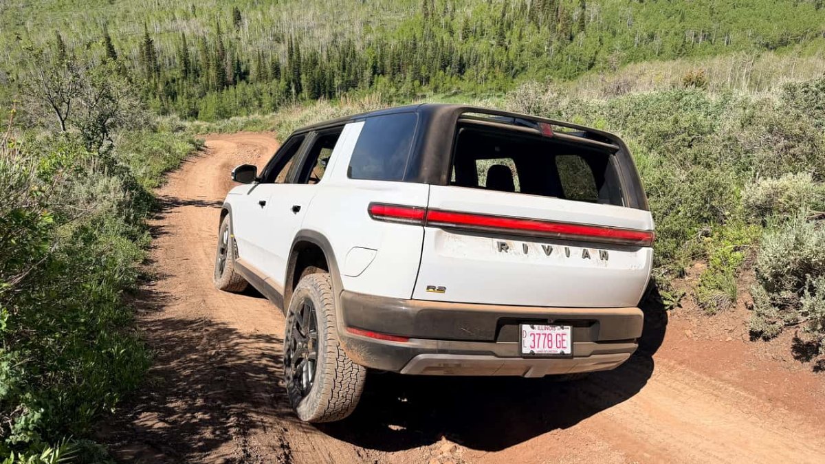 California'nın Yeni Elektrikli Araç Teşviği Yolda - Rivian ve Lucid'e Özel Avantajlar
