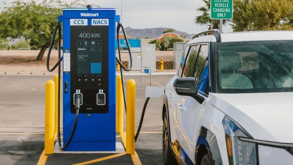 Walmart ve Ionna Elektrikli Araç Hızlı Şarj Fiyatlarında Bir Savaş mı Başlatıyor?