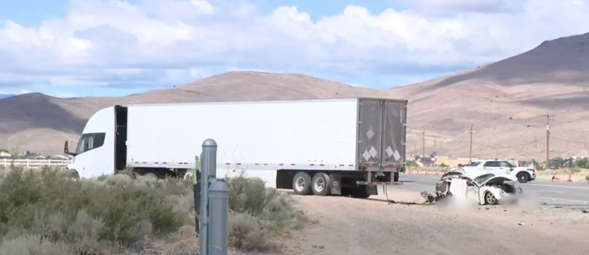 Tesla Semi'nin İlk Ölümcül Kazası: Nevada'da 2 Kişi Hayatını Kaybetti