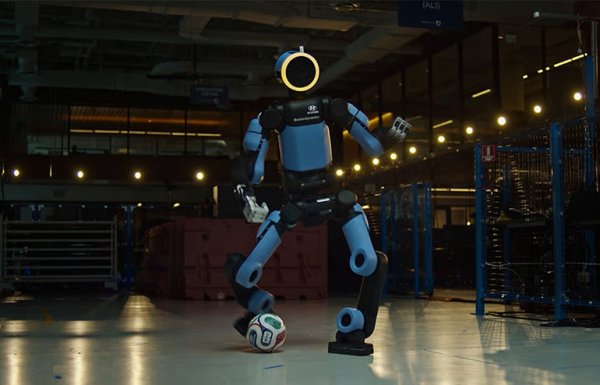 Boston Dynamics, Bacaklı Robotlarını FIFA Dünya Kupası'na Getiriyor