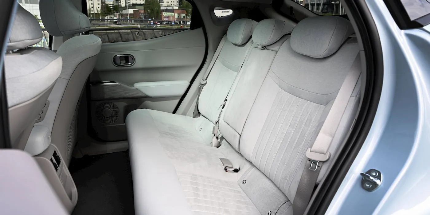 hyundai-ioniq-3-interior-space