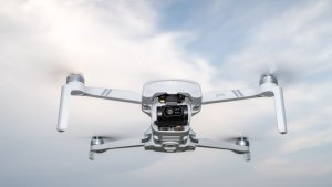 Holy Stone HS900 Pro: Vasatın Ötesine Geçemeyen Ortalama Bir Drone