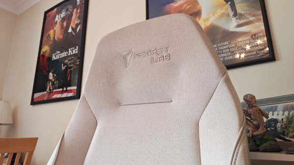 Secretlab Atlas: Titan Evo'dan Daha İyi Bir Masa Sandalyesi