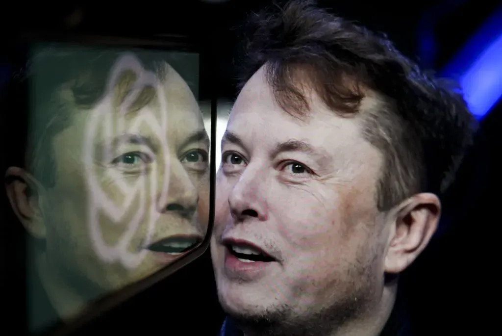 Elon Musk, Mythos/Fable'ı Övdü, Anthropic'i 'Kesmeyeceğine' Söz Verdi