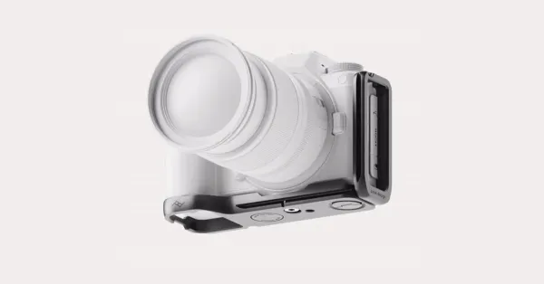 Peak Design'ın Modüler Field Bracket Sistemi, Dahili Bulucu Etiketiyle Geliyor