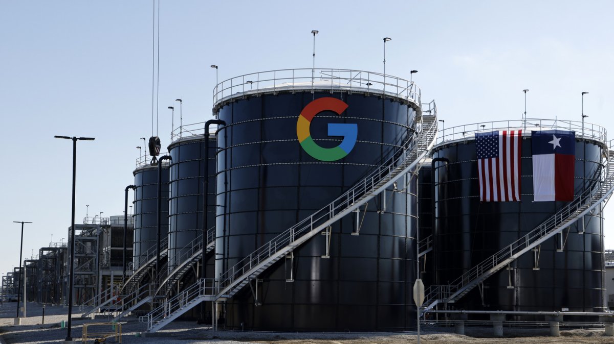 Google, Veri Merkezi Emisyonlarını Dengelemek İçin Dev Bir Güneş Çiftliğinin Tüm Üretimini Satın Aldı