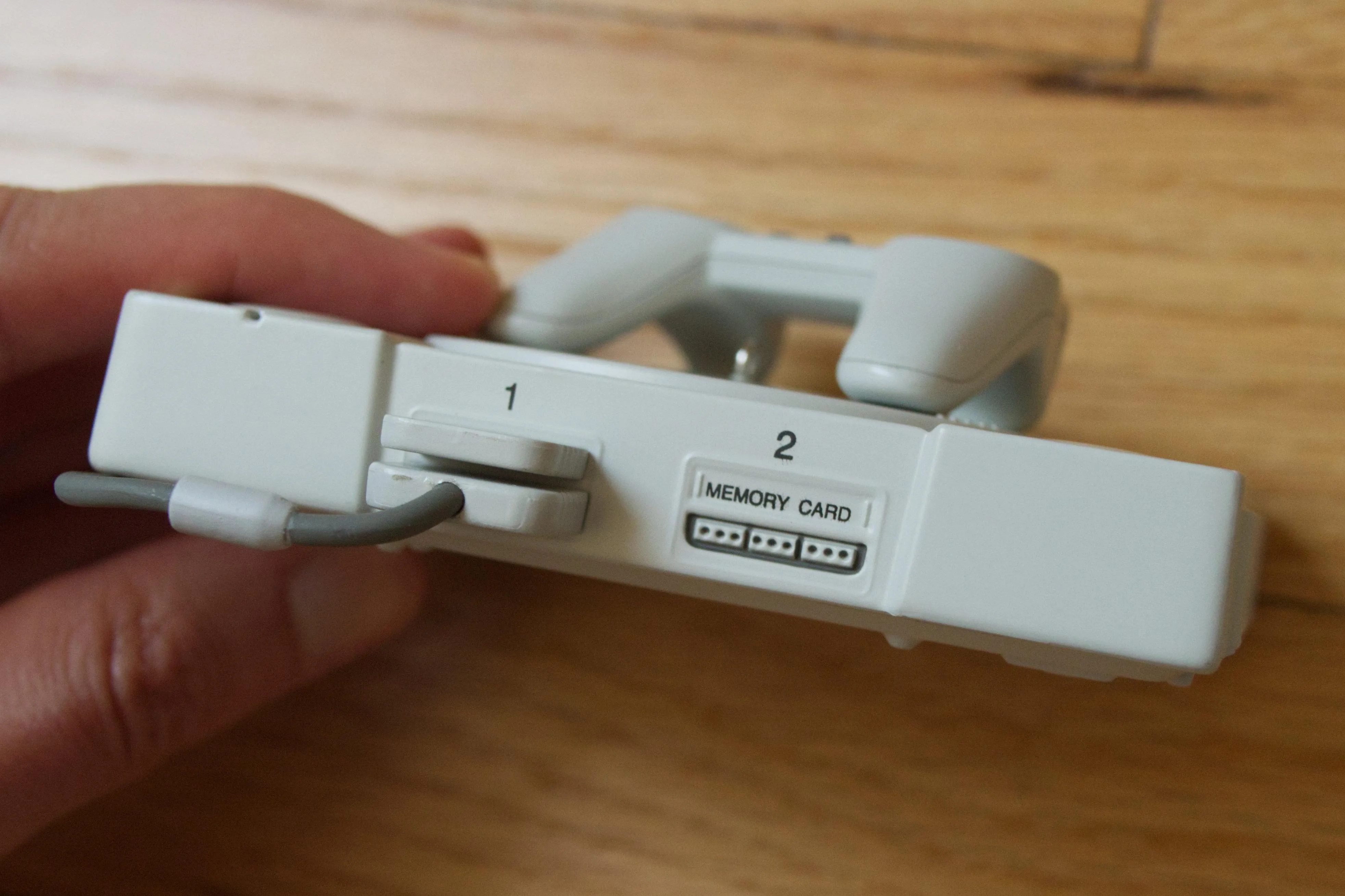 PlayStation süs eşyası hafıza kartı detayı