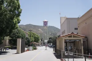Warner Bros. Discovery'nin Çığır Açan Satışı Hakkında Bilinmesi Gerekenler