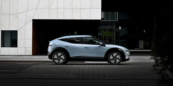 Hyundai IONIQ 3'e Rekor İlgi: 30 Bin Doların Altında Elektrikli Hatchback