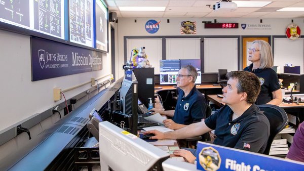 NASA'nın New Horizons Uzay Aracı Uykudan Sağlıklı Bir Şekilde Uyandı