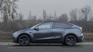Tesla, Kaliforniya'da Toparlanma Sinyali Veriyor