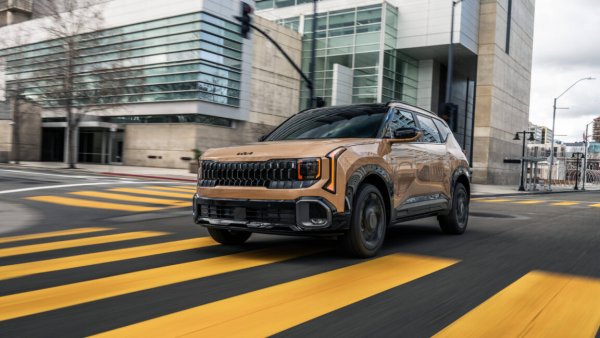 2027 Kia Seltos İlk Sürüş: Uygun Fiyata Bol SUV