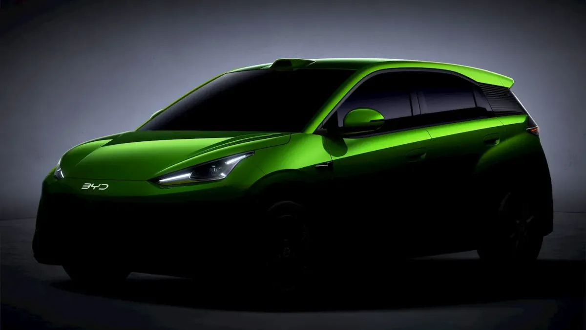BYD'nin 10.000 Dolarlık Seagull EV'si Uzayan Gövde ve Daha Güçlü Motorla Yenilendi