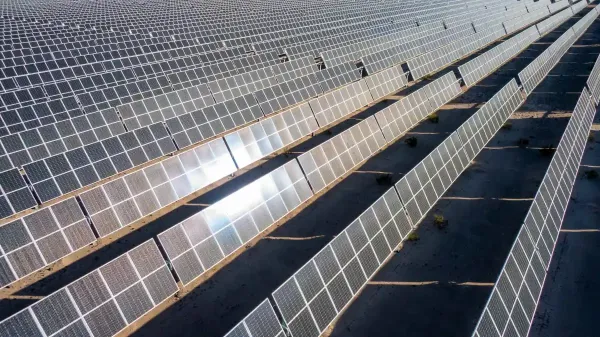 Google'ın En Büyük Temiz Enerji Projesi, xAI'nin İzinsiz Doğalgaz Santralinin Sadece 40 Mil Kuzeyinde