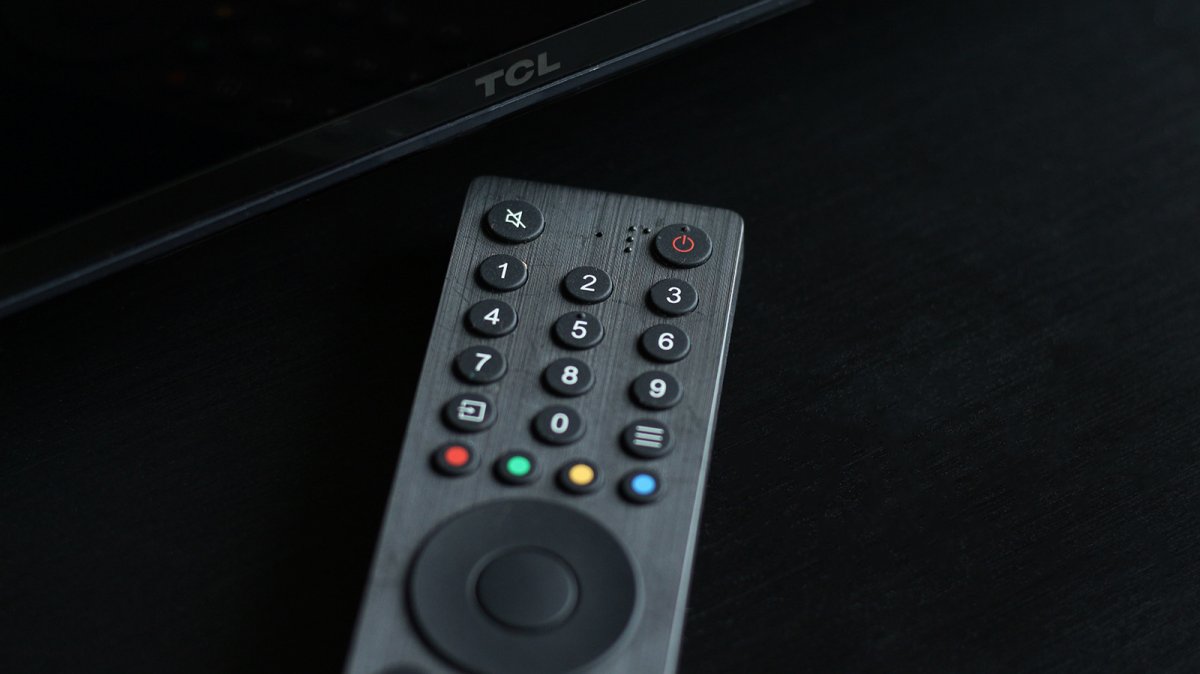 Onlarca yıllık teknoloji: Neredeyse her TV kumandası neden hâlâ kızılötesi kullanıyor?