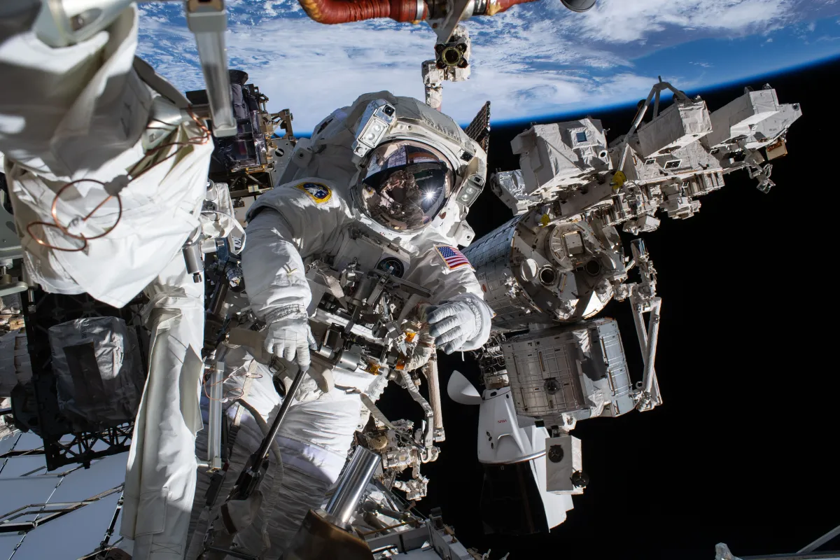 NASA Astronotu Chris Williams, ISS'teki 8 Aylık Görevini Tamamlayarak Dünya'ya Dönüyor