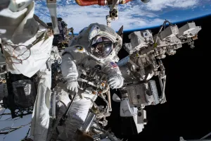 NASA Astronotu Chris Williams, ISS'teki 8 Aylık Görevini Tamamlayarak Dünya'ya Dönüyor