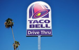 Taco Bell'deki Buzdağı Marulu, 5 Eyalette Cyclospora Salgınının Kaynağı Olarak Belirlendi