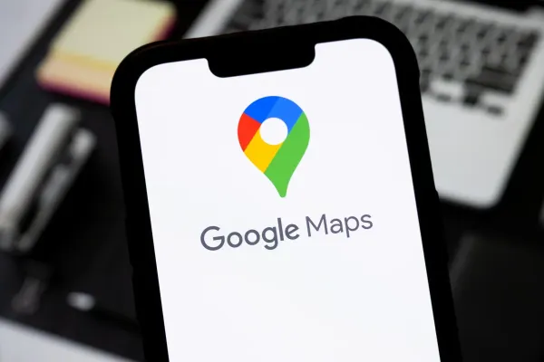 Google Haritalar'a Yeni Yapay Zeka Özellikleri: Yemek Siparişi ve Otel Rezervasyonu