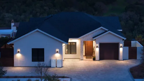 Tesla, Ev Geneli Bağlantı için Ayda 35 Dolarlık Powerwall Kiralama Hizmeti Başlattı