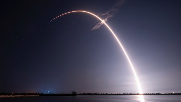 SpaceX, 5 Ağustos'ta 3 Dev BlueBird Uydusunu Fırlatacak