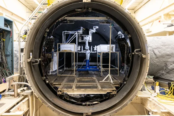 NASA'nın Ay Geliştirme ve Test Tesisi, Artemis Donanımlarını Ay'a Hazırlıyor