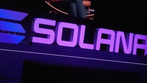Solana'dan Yeni Teklif: Günlük SOL Yakımı 47.000 Dolardan 650.000 Dolara Çıkabilir