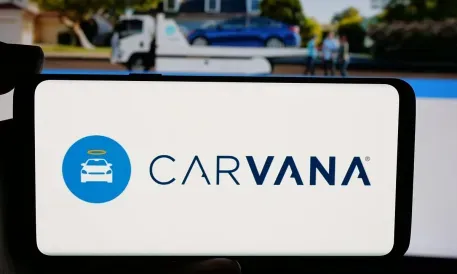 Carvana'nın Hisseleri, Mark Walter'ın Selloff Korkularının Azalmasıyla İyileşiyor
