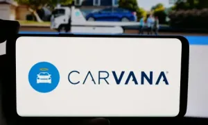 Carvana'nın Hisseleri, Mark Walter'ın Selloff Korkularının Azalmasıyla İyileşiyor