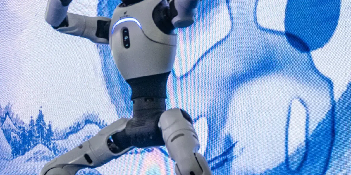 Şangay'da Bir Robot 'Karnavalı'