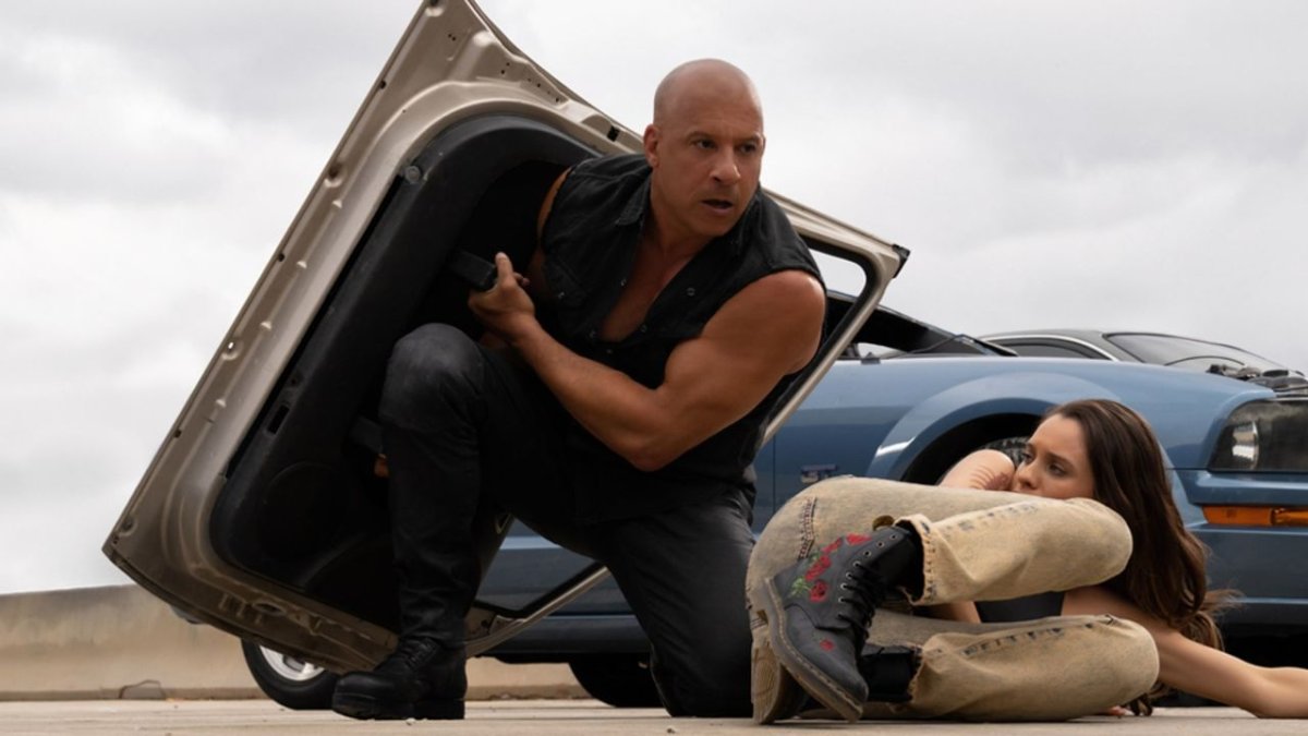 Hızlı ve Öfkeli'nin son filmi, Vin Diesel'in final vizyonuna uyması için dört farklı senarist ekibinden geçti