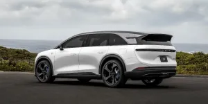 Lucid, 1.000 beygir gücünün üzerinde 'Amerika'nın en güçlü 3 sıralı SUV'si' Gravity GT-S'i tanıttı