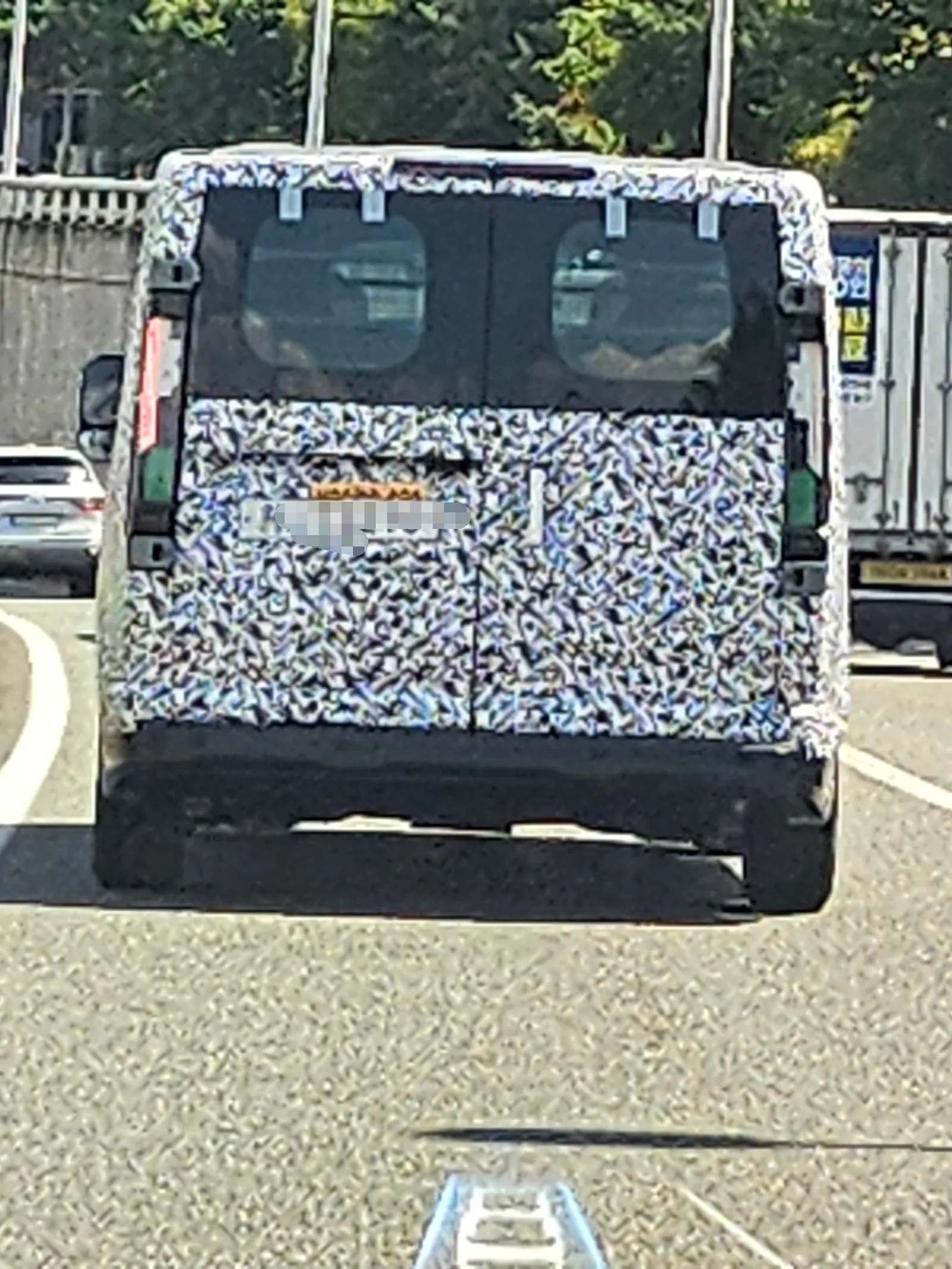 Kia-PV7-caught