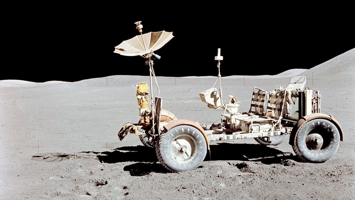 Uzayda Bugün! 31 Temmuz 1971: Apollo 15 Astronotları Ay'da Araç Kullanan İlk İnsanlar Oldu