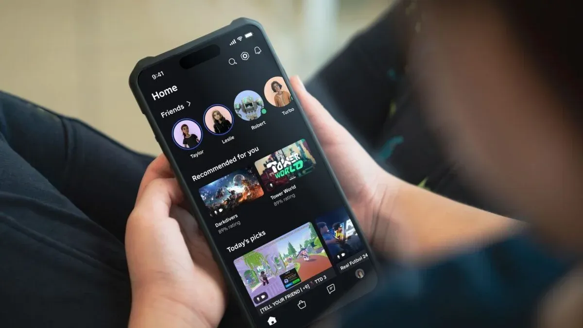 Roblox, 8 Yaşındaki Kızın Haklarını İmza ile İmha Ettiğini Söylüyor
