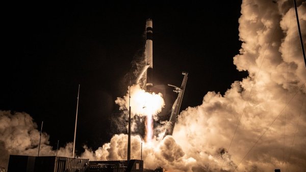 Rocket Lab, 5 Haftalık Gecikmenin Ardından Japon Yer Gözlem Uydusunu Fırlattı