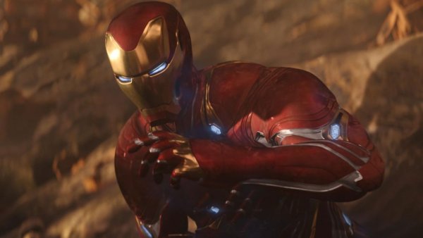 Avengers: Infinity War'da 8 Yıl Sonra Fark Edilen Tony Stark Hatası