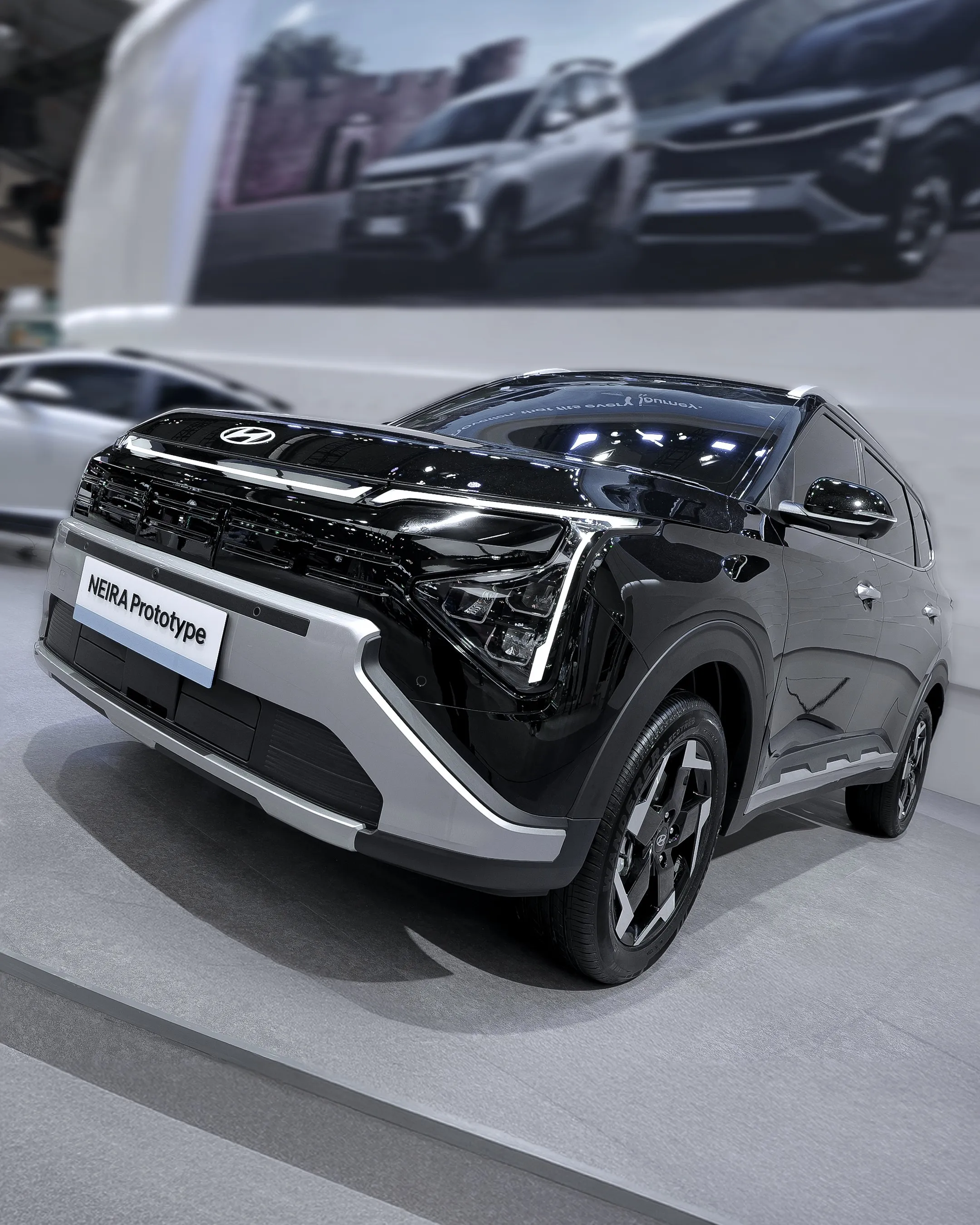 Hyundai-electric-minivan-Neira-EV