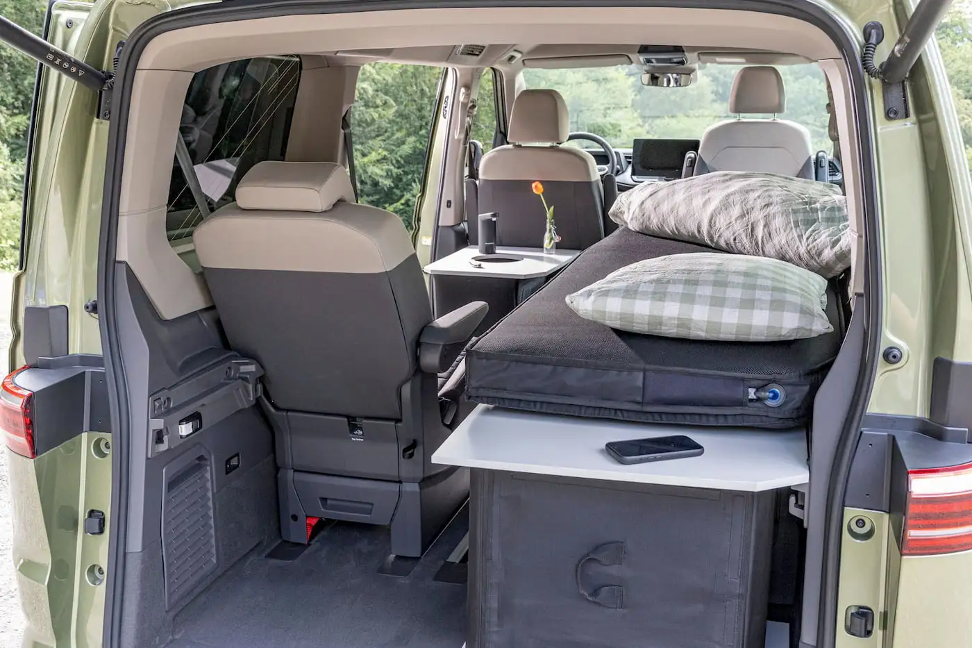 Volkswagen-electric-California-camper-van-interior