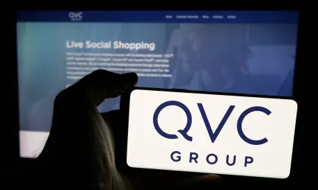 QVC Grubu 600 Milyon Dolarlık Varlık Destekli Tesisi ile İflastan Çıkıyor