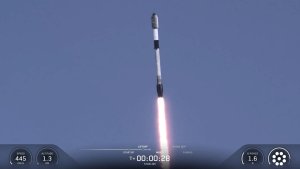 SpaceX, 90. Falcon 9 Uçuşunda Starlink Uyduklarını Fırlattı