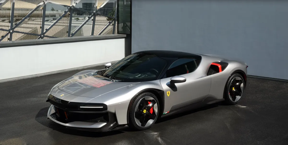 Ferrari CZ26: Luce ile SF90'ın Birleşiminden Doğan Yeni Efsane